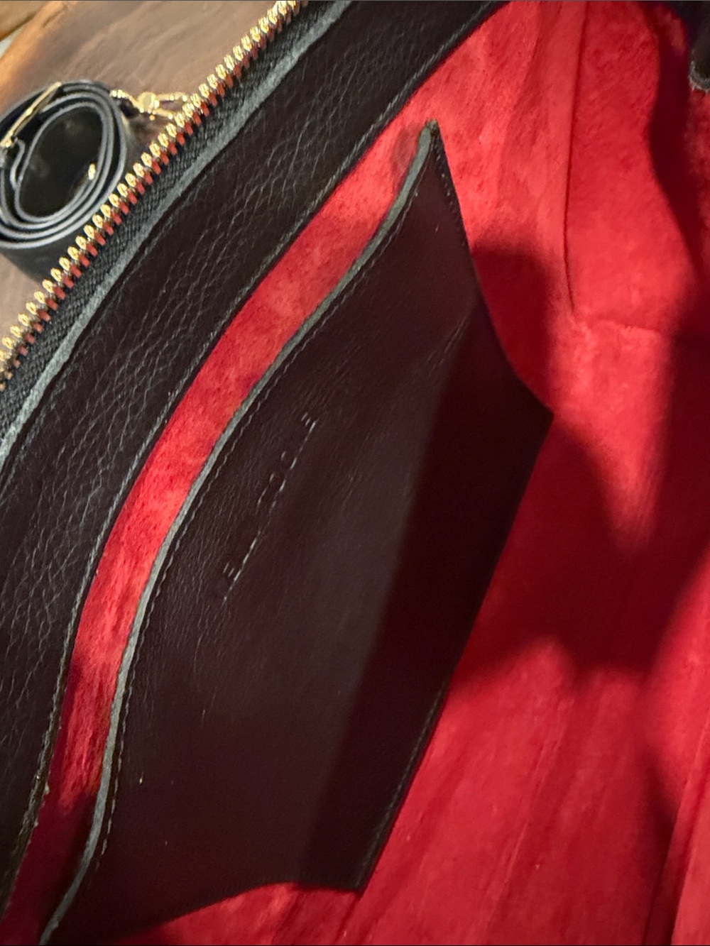 Kelly Tooke- Black & White Haircalf Satchel w/tassel & shoulder strap. - Picture 6 of 8
